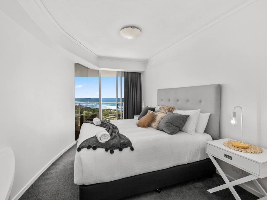 Sensational Ocean View 2 Bedroom Apartment Maroochydore Extérieur photo