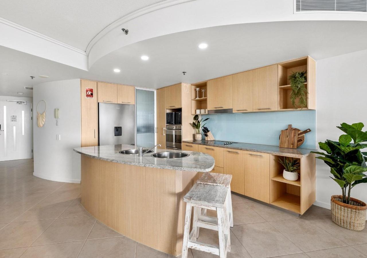Sensational Ocean View 2 Bedroom Apartment Maroochydore Extérieur photo